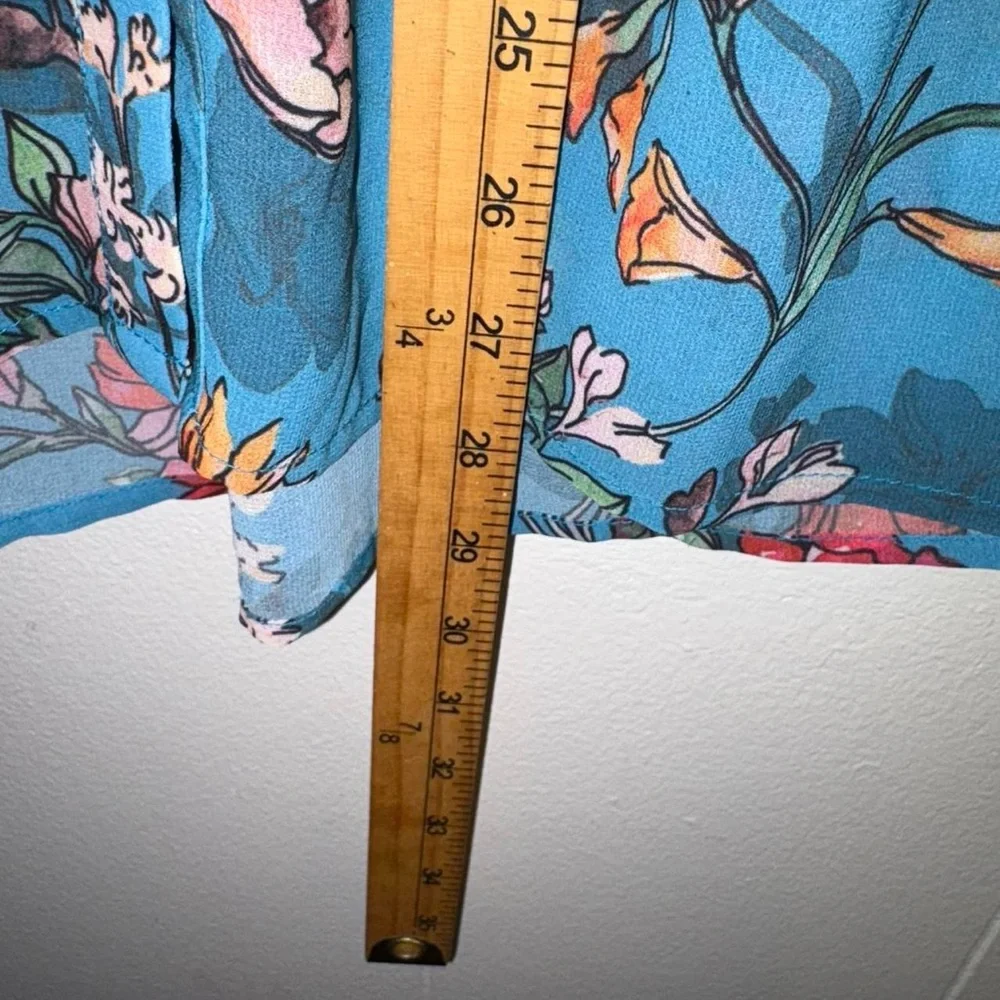 Vibrant Floral Blue Blouse - Picture 5 of 8